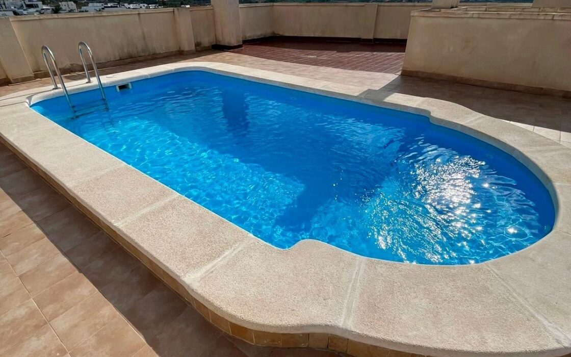 Апартамент в Бенихофаре 108 кв.м з басейном та терасою