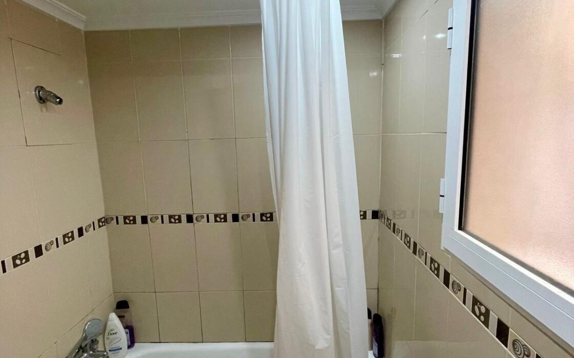 Апартамент в Бенихофаре 108 кв.м з басейном та терасою