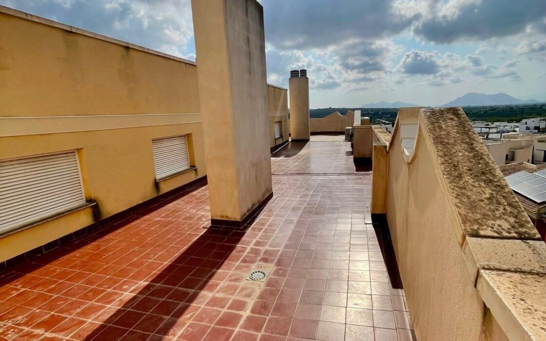 Апартамент в Бенихофаре 108 кв.м з басейном та терасою