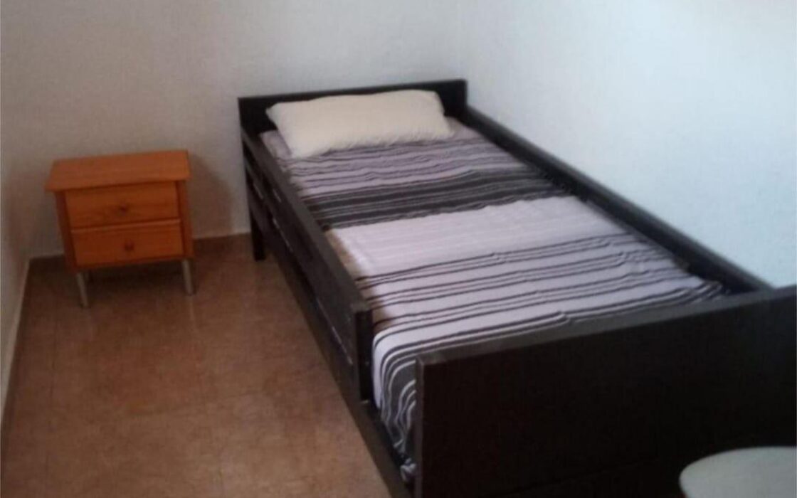 Дом в Альморади 120 кв.м, 5 комнат с зоной барбекю