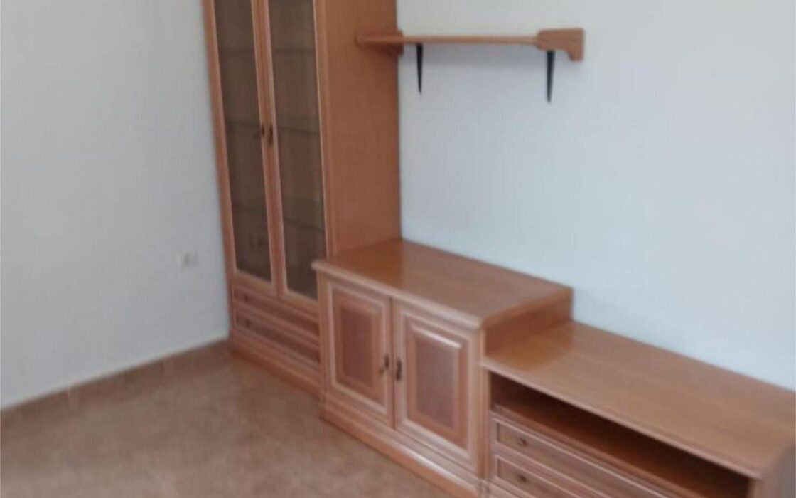 Дом в Альморади 120 кв.м, 5 комнат с зоной барбекю