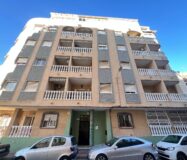 Апартаменты в Торревьехе 47 кв.м с террасой у моря