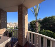 Вилла с бассейном в Коста-Ориуэла142 кв.м, 4 спальни