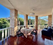 Вилла с бассейном в Коста-Ориуэла142 кв.м, 4 спальни