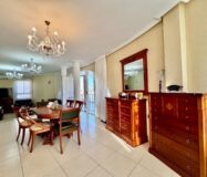 Вилла с бассейном в Коста-Ориуэла142 кв.м, 4 спальни