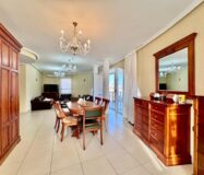 Вилла с бассейном в Коста-Ориуэла142 кв.м, 4 спальни