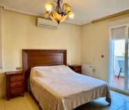 Вилла с бассейном в Коста-Ориуэла142 кв.м, 4 спальни