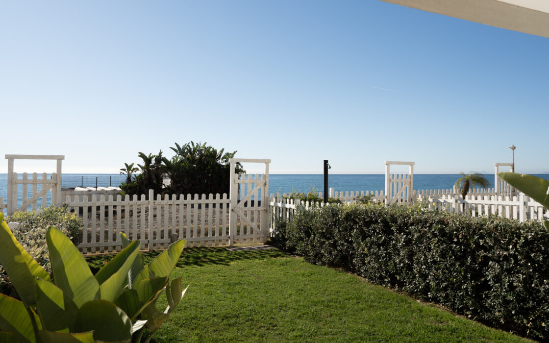 Трехкомнатный таунхаус у моря в El Saladillo, 130 кв.м.