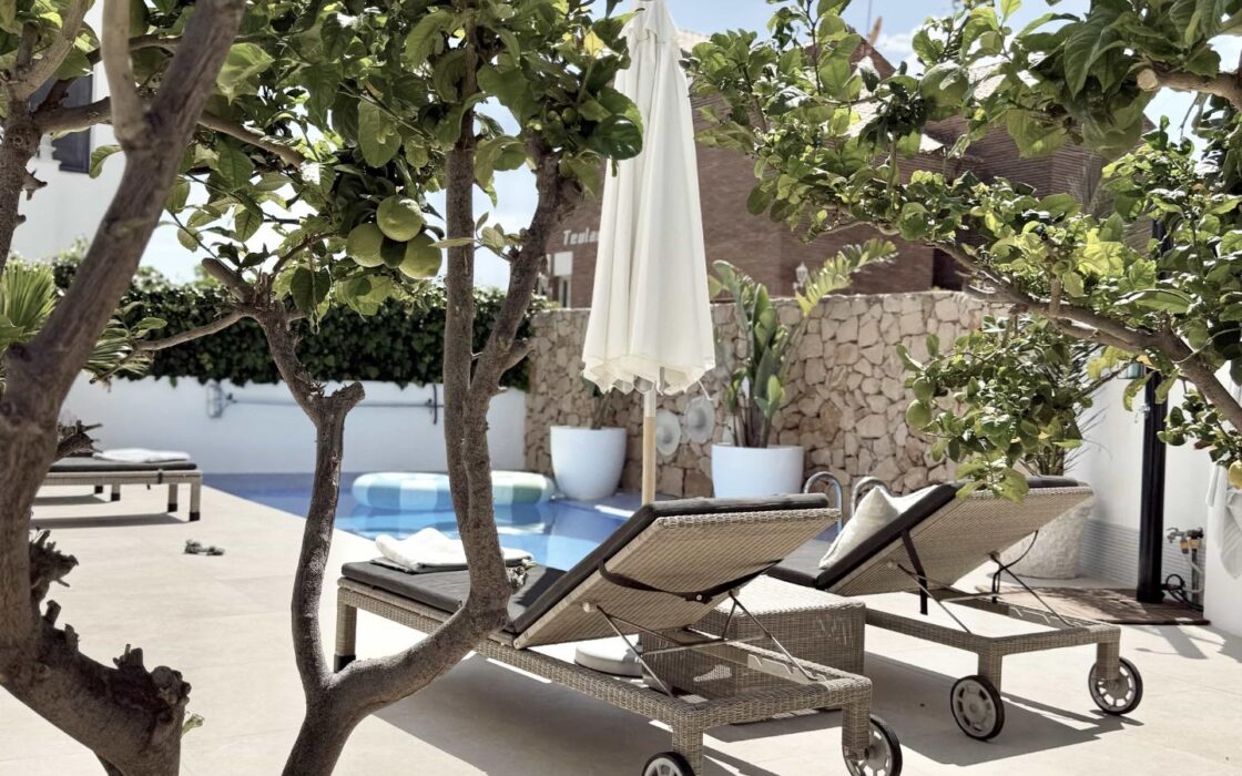 Вилла в San Juan Playa 422 кв.м з видом на море