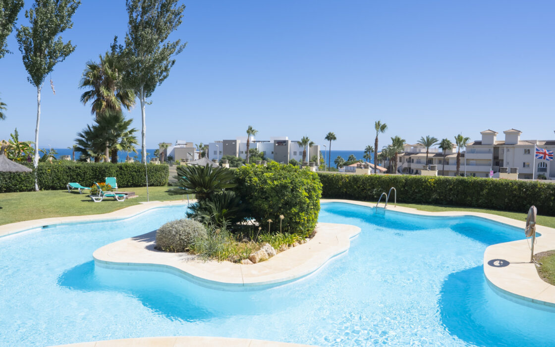 Трикімнатний таунхаус в Іспанії з панорамним видом 138 кв.м