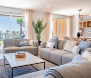 Трикімнатний таунхаус в Іспанії з панорамним видом 138 кв.м