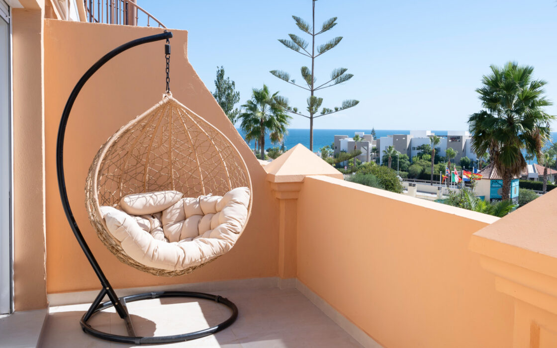 Трикімнатний таунхаус в Іспанії з панорамним видом 138 кв.м