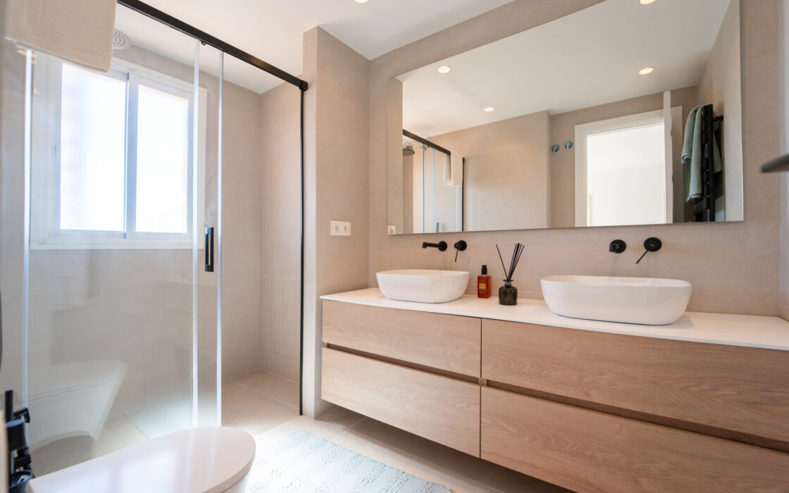 Трикімнатний таунхаус в Іспанії з панорамним видом 138 кв.м