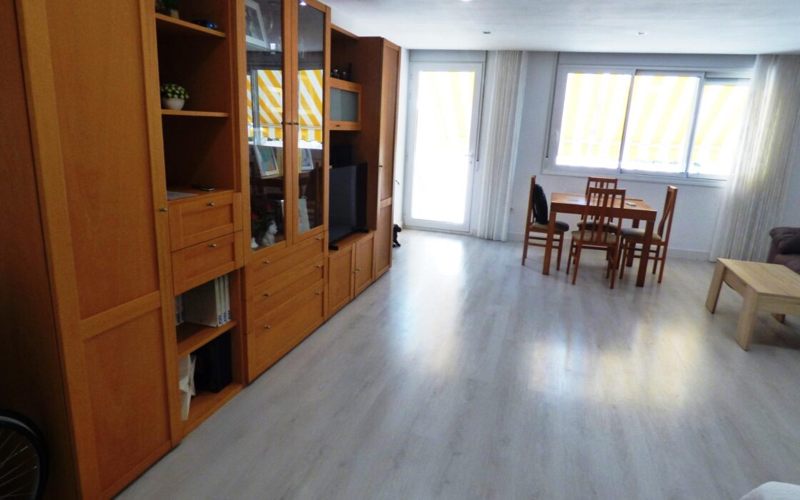 Дом в San Juan Playa 220 кв.м с морским видом и бассейном