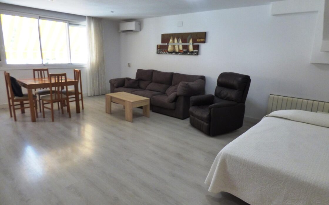 Дом в San Juan Playa 220 кв.м с морским видом и бассейном