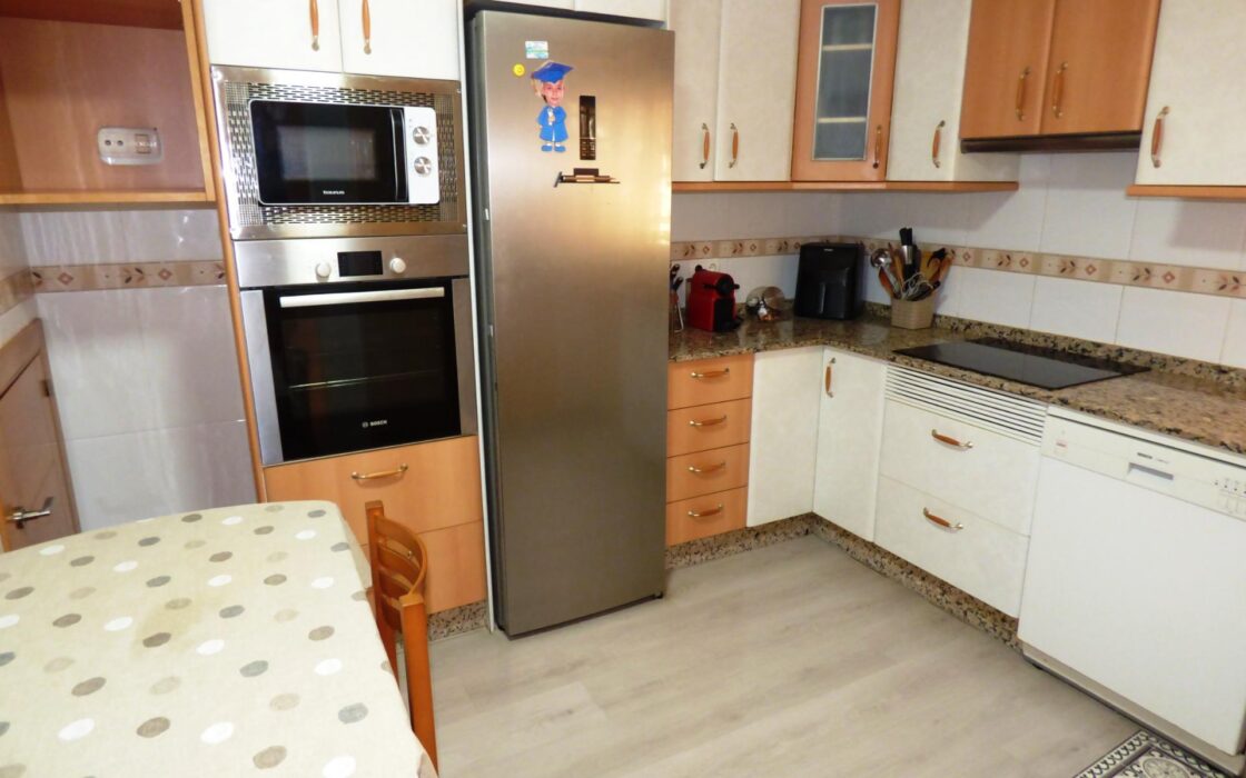 Дом в San Juan Playa 220 кв.м с морским видом и бассейном