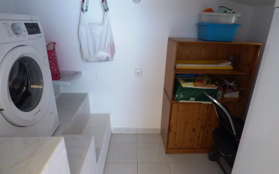 Дом в San Juan Playa 220 кв.м с морским видом и бассейном