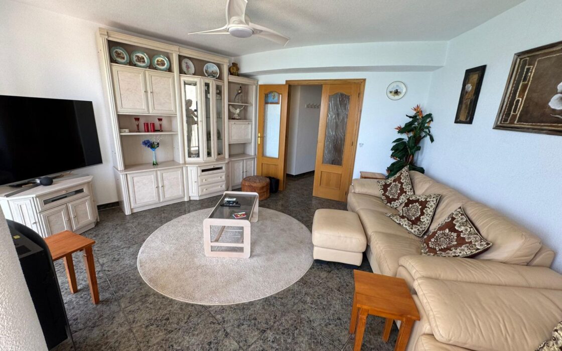 Апартаменты в Торревьехе 89 кв.м 5 м до моря