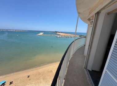 Апартаменты в Торревьехе 89 кв.м 5 м до моря