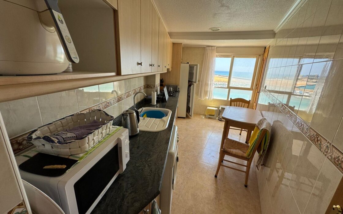 Апартаменты в Торревьехе 89 кв.м 5 м до моря