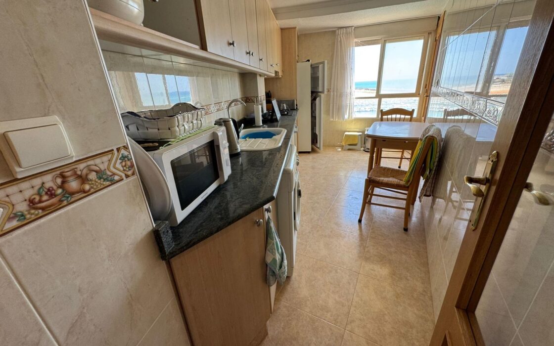 Апартаменты в Торревьехе 89 кв.м 5 м до моря