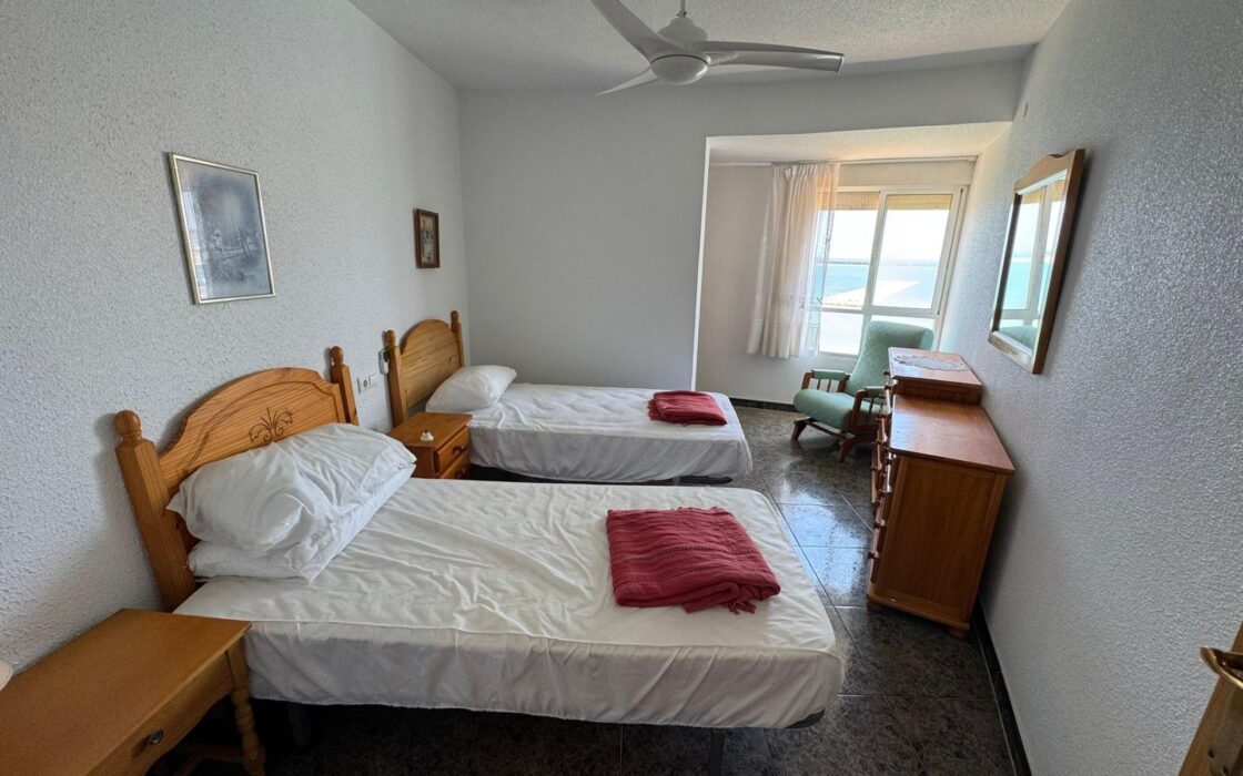 Апартаменты в Торревьехе 89 кв.м 5 м до моря