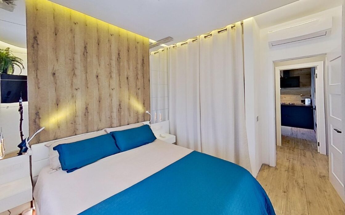 Дом в Торревьехе 163 кв.м с участком 1050 м у моря