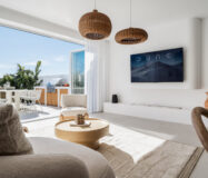 Коттедж в Малаге 160 кв.м с террасой у моря