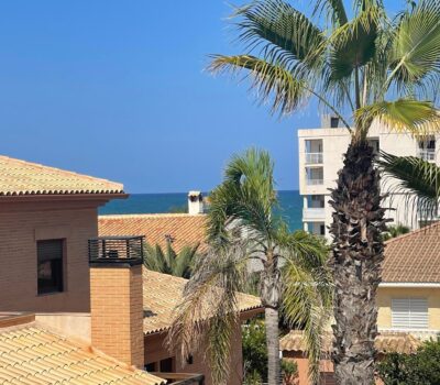 Смежна вилла в Торре-Ла-Мата з видом на море 161 кв.м