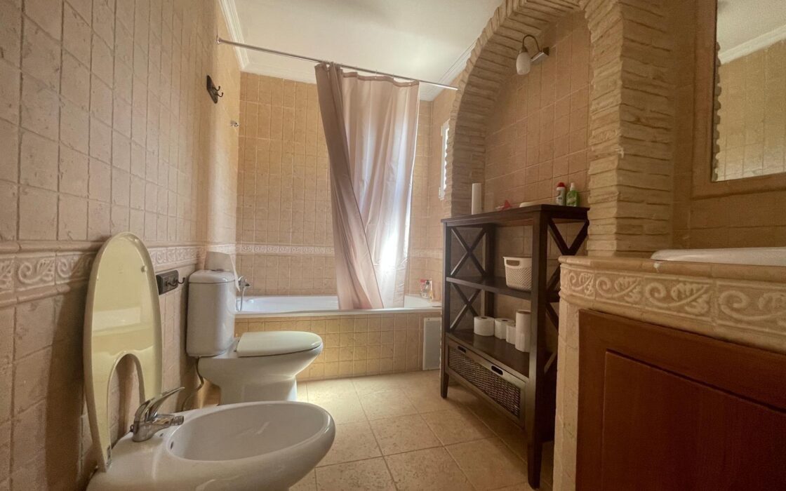 Смежна вилла в Торре-Ла-Мата з видом на море 161 кв.м