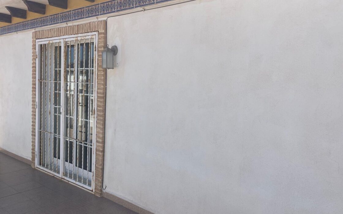 Смежна вилла в Торре-Ла-Мата з видом на море 161 кв.м