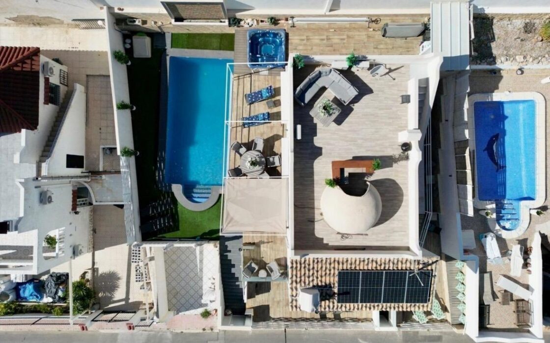 Вилла в Сан-Мигеле с частным бассейном и террасой 152 кв.м