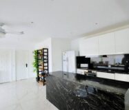 Вилла в Сан-Мигеле с частным бассейном и террасой 152 кв.м