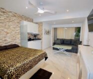 Вилла в Сан-Мигеле с частным бассейном и террасой 152 кв.м