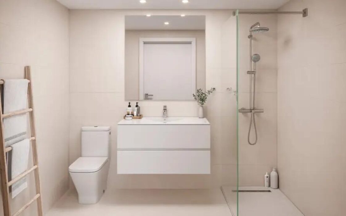 Новий будинок в центрі Аліканта з басейном та терасою 116 кв.м