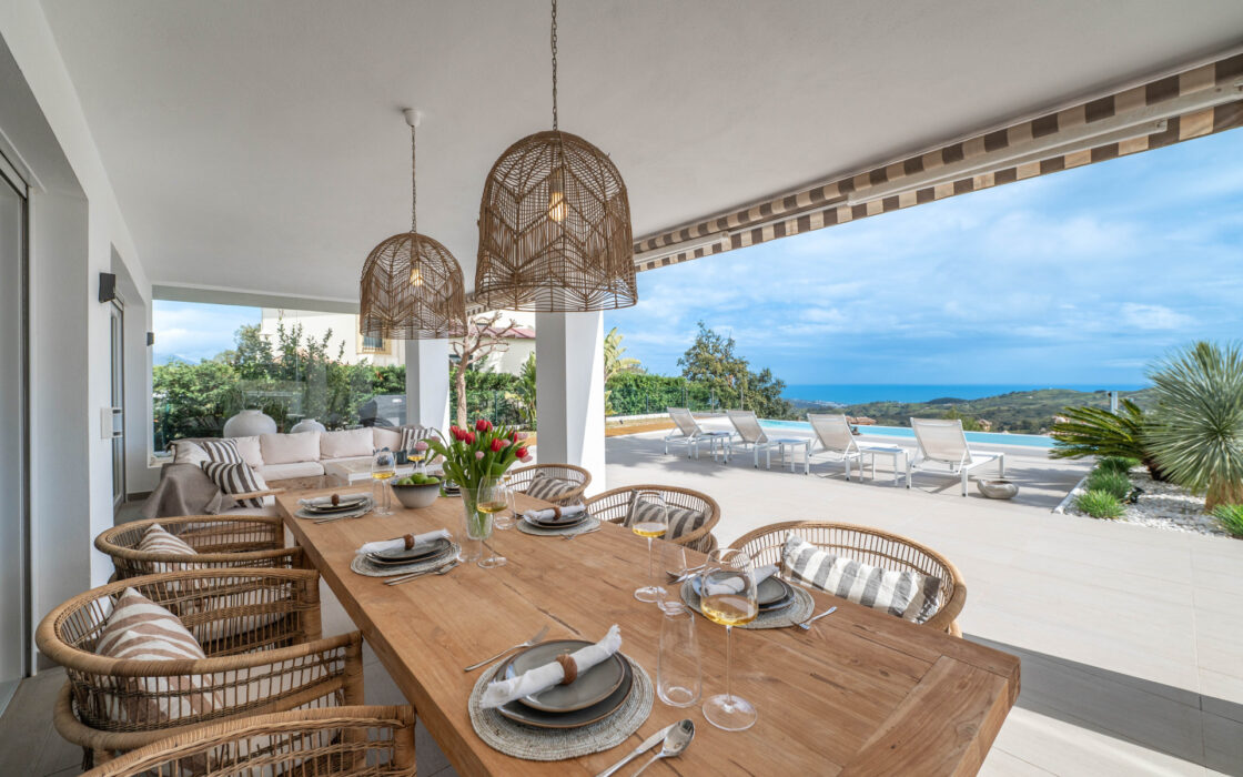 Современная Эко Вилла в Марбелье с панорамным видом моря