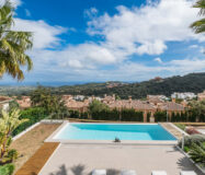 Современная Эко Вилла в Марбелье с панорамным видом моря