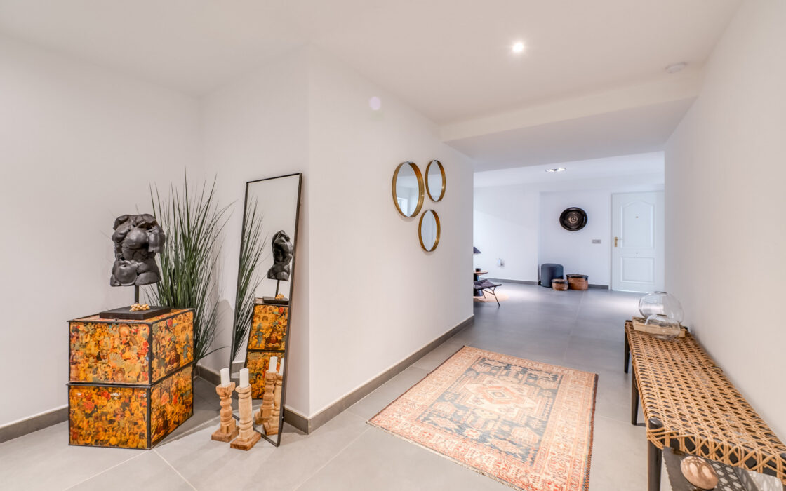 Современная Эко Вилла в Марбелье с панорамным видом моря