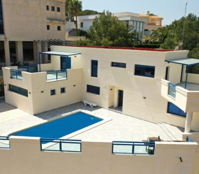 Будинок в Altea Hills 350 кв.м з терасами та басейном