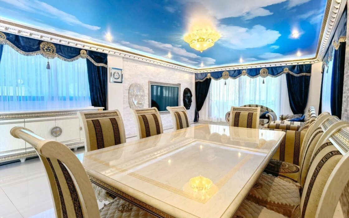 Будинок в Altea Hills 350 кв.м з терасами та басейном