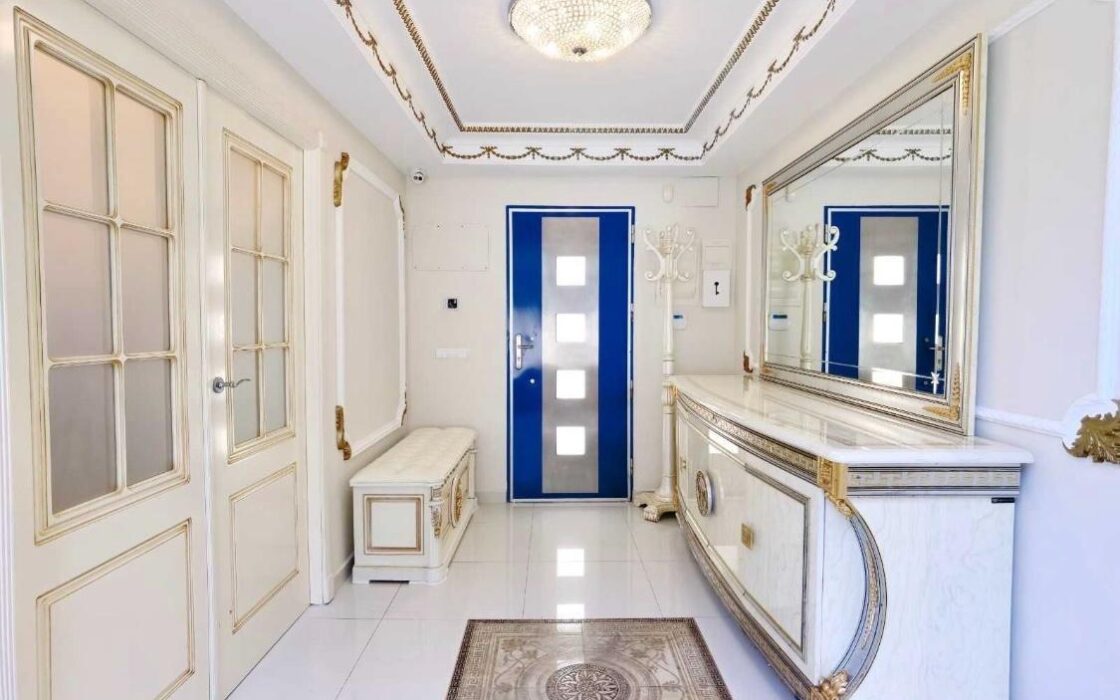 Будинок в Altea Hills 350 кв.м з терасами та басейном