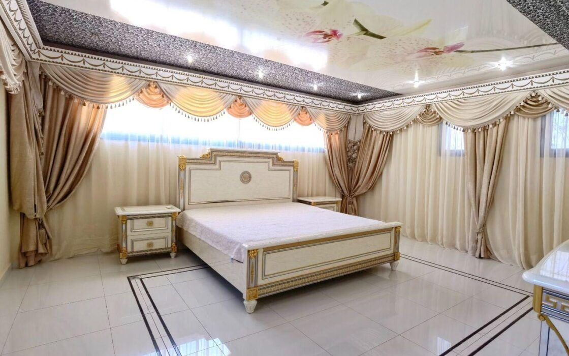 Будинок в Altea Hills 350 кв.м з терасами та басейном