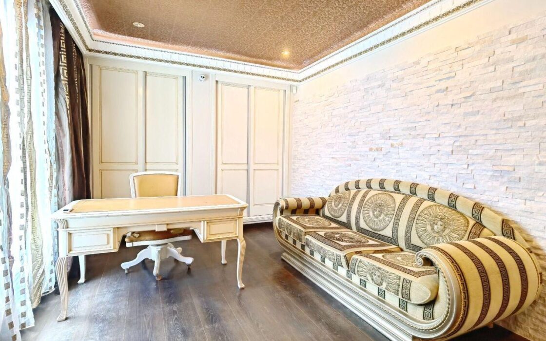 Будинок в Altea Hills 350 кв.м з терасами та басейном