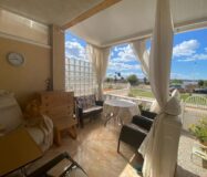 Двухэтажный дом в Торревьехе с солярием 87 кв.м