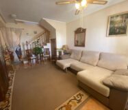 Двухэтажный дом в Торревьехе с солярием 87 кв.м