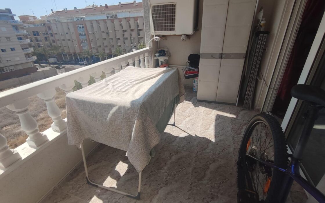 Просторная квартира в центре Коста Бланки у моря 94 кв.м