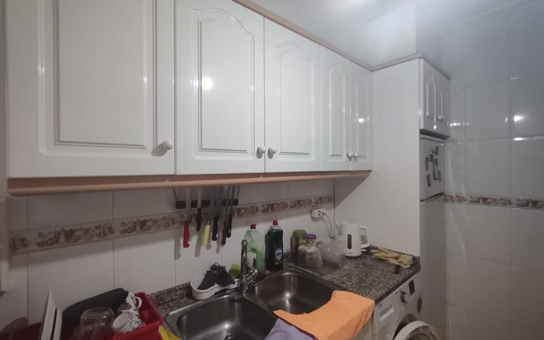 Просторная квартира в центре Коста Бланки у моря 94 кв.м