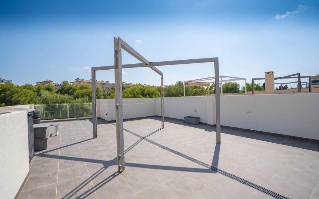 Вілла на березі моря в Оріуела Коста 76 кв.м, 4 кімнати