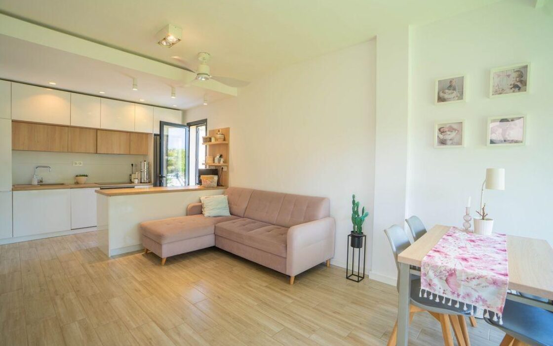 Вілла на березі моря в Оріуела Коста 76 кв.м, 4 кімнати