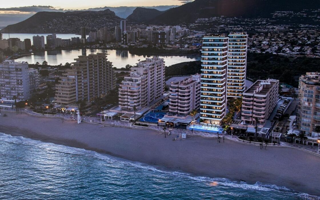 Нова квартира біля моря в Кальпе з терасою 65 кв.м